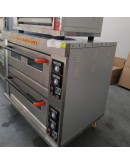 Фурна професионална за закуски пици и готвене на две нива за 4 тави с размер 60х40см Фурна професионална за закуски пици и готвене на две нива за 4 тави с размер 60х40см